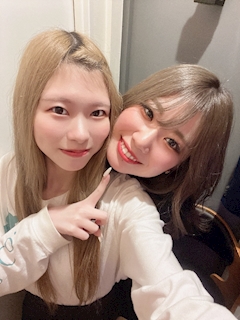 りな「お誕生日おめでとうございます🎂！」