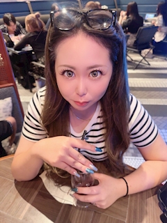 プロフィール写真3・まな🐰｜LAUREL・ローレル - 神栖のキャバクラ