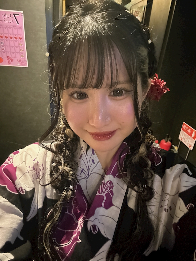 りず Girl'sbar  lana