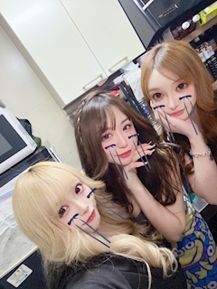 おひな「友達と」