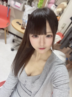 プロフィール写真12・もも🎀🐾|cafe&bar chapo・チャポ - 池袋東口のコンカフェ