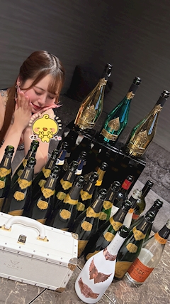 プロフィール写真6・みな｜新橋 キャバクラ・エムカルロ