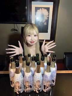 プロフィール写真2・れい|Girl's Bar A's・アズ - 歌舞伎町のガールズバー