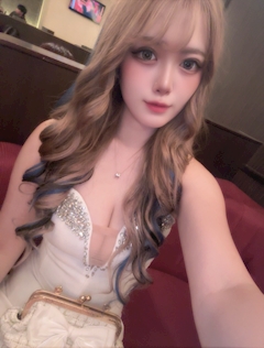 プロフィール写真2・みさき｜Club LUCLA・ルクラ - 宮古島のキャバクラ