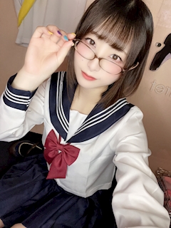 プロフィール写真3・よしみて｜メイドカフェ&バー coffret 沖縄那覇店・コフレ - 那覇・久米・旭橋のガールズバー