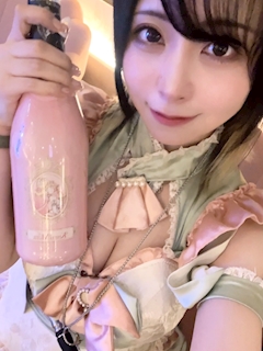 プロフィール写真4・ちるあ🦋【KuruMira】｜KuruMira・クルミラ - 歌舞伎町のコンカフェ