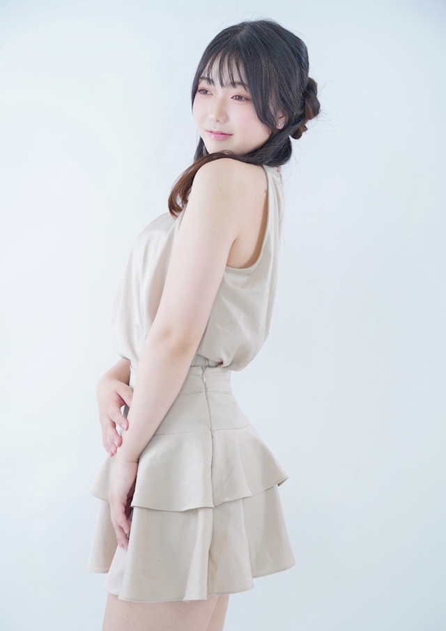 プロフィール写真2・鈴宮 一華｜