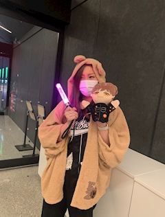 プロフィール写真2・しおん｜国分寺 ガールズバー・ナンバーナイン