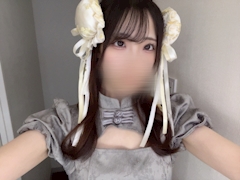 女の子