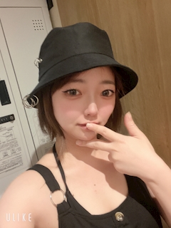 プロフィール写真4・りあ｜昼夜Girls Bar NEO 新宿店・ネオ - 歌舞伎町のガールズバー