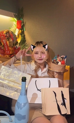 プロフィール写真3・ななみ｜三宮 スナック・レーヴ