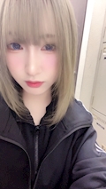 ゆりあ