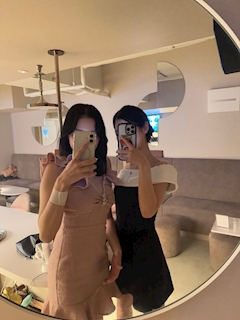 ひなの「2人ともニュードレス👗」