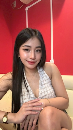 プロフィール写真6・Kim｜MIRAI PH LOUNGE・ミライピーエイチラウンジ - 名古屋 栄のインターナショナルパブ