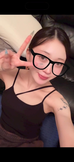 プロフィール写真2・あやか(夜スナック)｜昼スナック澪・ミオ - 三宮のスナック