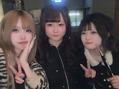 15「なかよし～𐔌՞⁔⸝⸝ɞ̴̶̷  ̫ ᴗ̤⸝⸝⁔՞𐦯ᯤ♡」