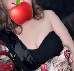 プロフィール写真2・しほり｜熟女キャバクラ おいらん・オイラン - 豊橋の熟女パブ/熟女キャバクラ