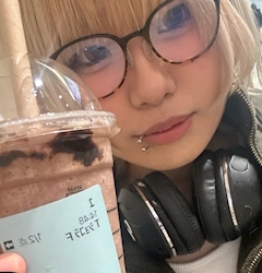 プロフィール写真1・にぃな|フェスティバル 裏なんば店 - 難波千日前のガールズバー