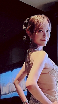 プロフィール写真28・さとみ｜美魔女ラウンジJ・ビマジョラウンジジェー - 横浜の熟女パブ/熟女キャバクラ