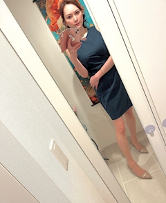 プロフィール写真19・さとみ｜美魔女ラウンジJ・ビマジョラウンジジェー - 横浜の熟女パブ/熟女キャバクラ