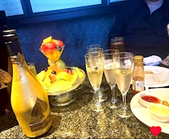 プロフィール写真12・さとみ｜美魔女ラウンジJ・ビマジョラウンジジェー - 横浜の熟女パブ/熟女キャバクラ