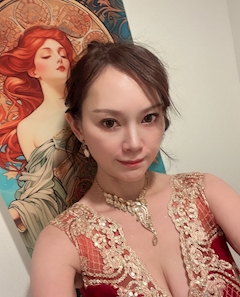 プロフィール写真7・さとみ｜美魔女ラウンジJ・ビマジョラウンジジェー - 横浜の熟女パブ/熟女キャバクラ