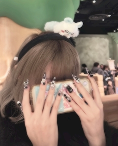 プロフィール写真12・ろあ｜Concept Cafe&Bar #青い春に恋をした。・アオイハルニコイヲシタ - 熊本市・下通りのコンカフェ