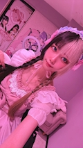 くろむ