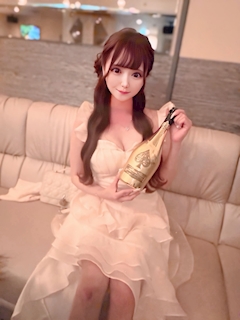 プロフィール写真6・桜庭 かのん｜Senten's・センテンス - 名古屋 錦のクラブ/ラウンジ