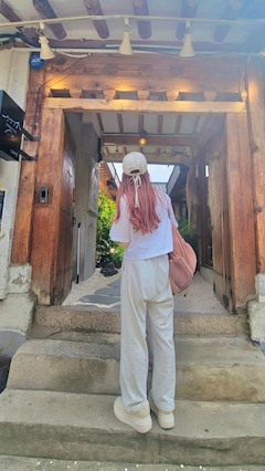 プロフィール写真1・ゆい|LIONEL KOKUBUNJI・リオネル - 国分寺のパブ/スナック