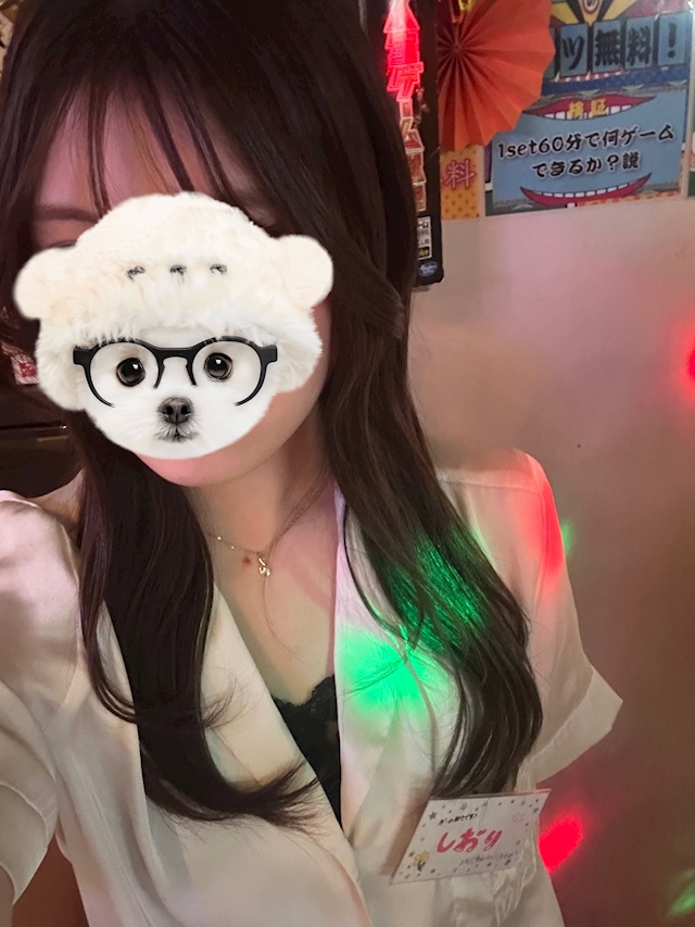 プロフィール写真1・しおり👾吉祥寺ガールズバーラフテル|