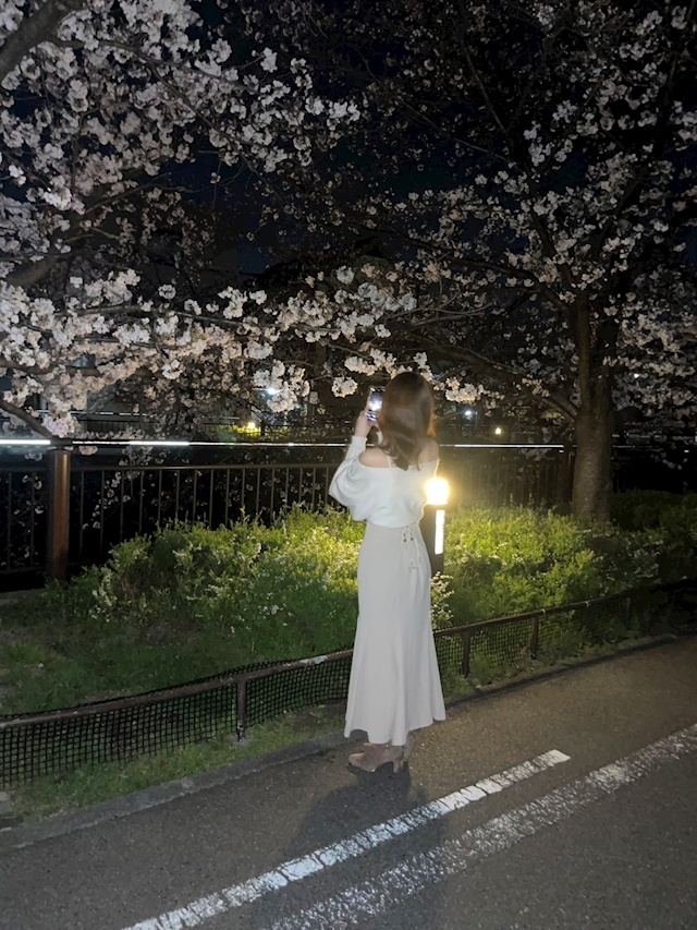 プロフィール写真1・まな｜中村公園 キャバクラ・デザート