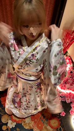 プロフィール写真25・桃華｜花魁遊郭GIRL'S BAR+・オイランユウカクガールズバープラス - 松山のガールズバー