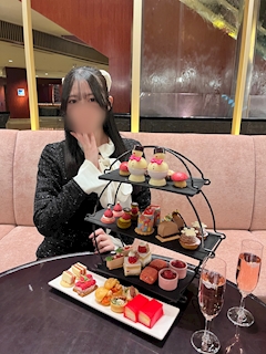 プロフィール写真1・るな|華美月・ハナミズキ - 神田のパブ/スナック