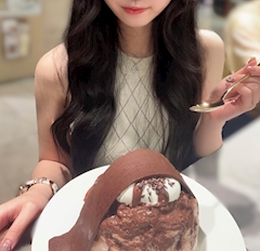 プロフィール写真1・なぎ《歌舞伎町LEON》｜LEON・レオン - 歌舞伎町のガールズバー