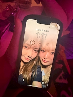 ねね「なぞのここちゃんとのツーショ」