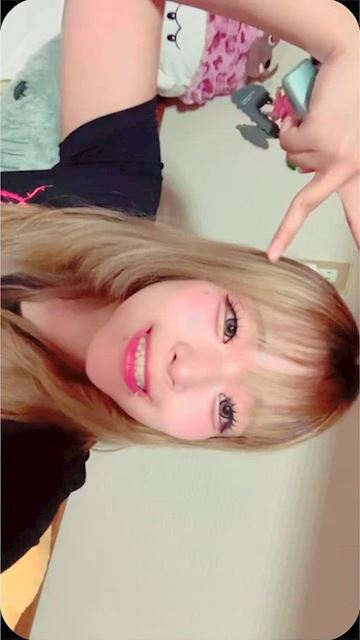 みゅう💖Wanted(ウォンテッド)のプロフ動画