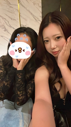 あき「👯✨✨」