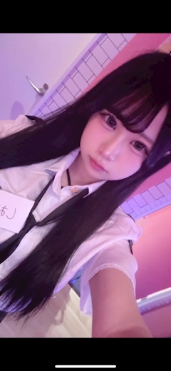 プロフィール写真5・しおん🐺オオカミちゃんカフェ梅田店🐺｜オオカミちゃんカフェ梅田店 - 梅田のガールズバー