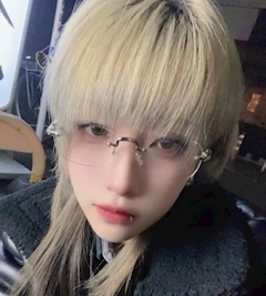 プロフィール写真2・りょう|Girls Bar WARP・ワープ - 鶴見駅東口のガールズバー