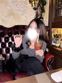 プロフィール写真3・瀬奈|GIRLS BAR SMILE・スマイル - 北千住のガールズバー