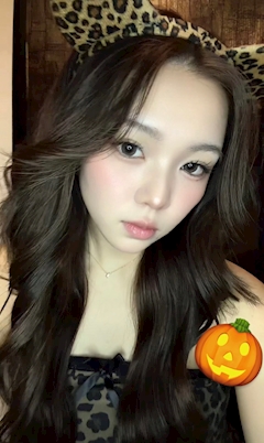 プロフィール写真1・もえ｜GIRLS BAR 9-NINE-・ナイン - 岐阜 柳ヶ瀬のガールズバー