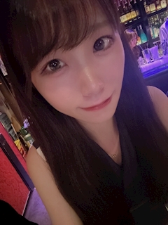 プロフィール写真3・もな｜横浜NAVY・ヨコハマネイビー - 横浜のガールズバー