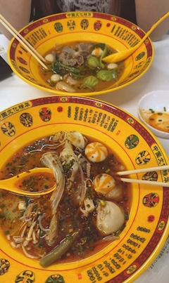 プロフィール写真2・もも｜CREA・クレア - 名古屋 錦のコンカフェ