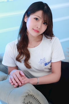 プロフィール写真5・まどん|Leala・レアラ - 西新宿 小滝橋通りのガールズバー