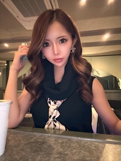 プロフィール写真2・ゆいな｜Executive salon 蓮・エグゼクティブサロン レン - 豊橋のキャバクラ