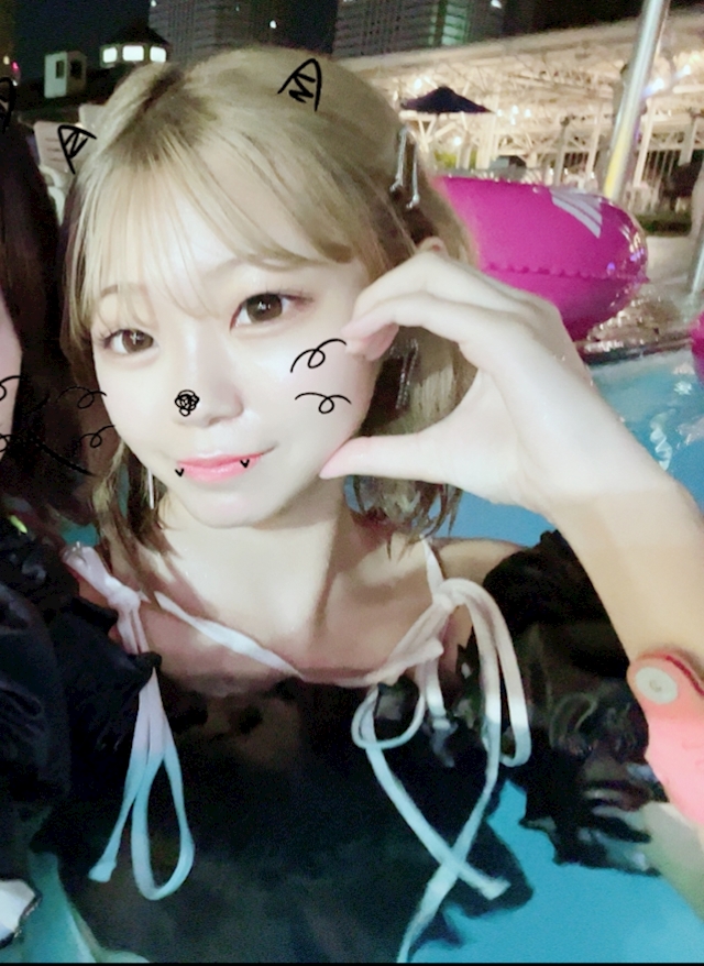 ななみ GIRLS BAR M