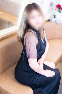 プロフィール写真22・さとみ｜CLUB 菜の花・ナノハナ - 四国中央市のキャバクラ