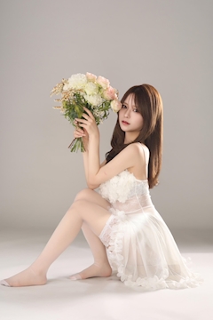 プロフィール写真7・白咲　ありな｜The One・ザ・ワン - 名古屋 錦のキャバクラ