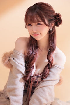 プロフィール写真2・橙星 えみる｜club鈴鐘・ベルベ - すすきのクラブ/ラウンジ